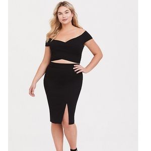 Off the shoulder crop top & skirt